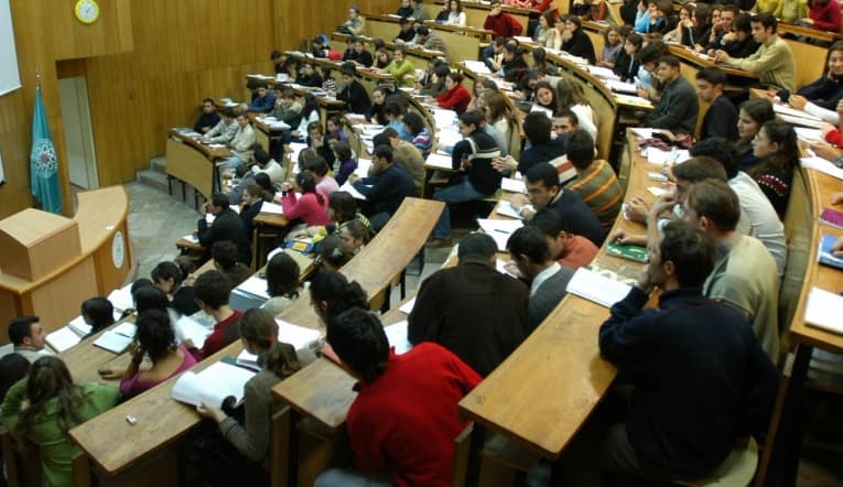 Öğrencilerin ortak sorunu: “GEÇİNEMİYORUZ”