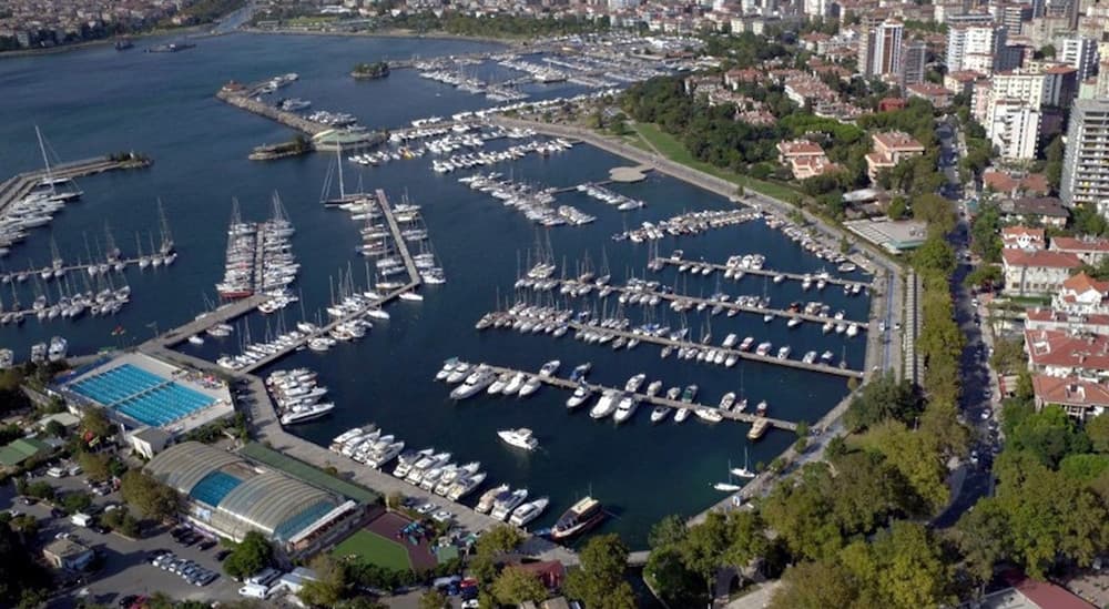 Fenerbahçe Kalamış Mekanları: İstanbul'un Ruhunu Keşfetme Vakti