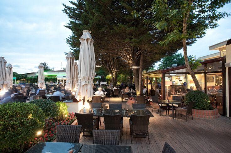 Divan Brasserie Kalamış