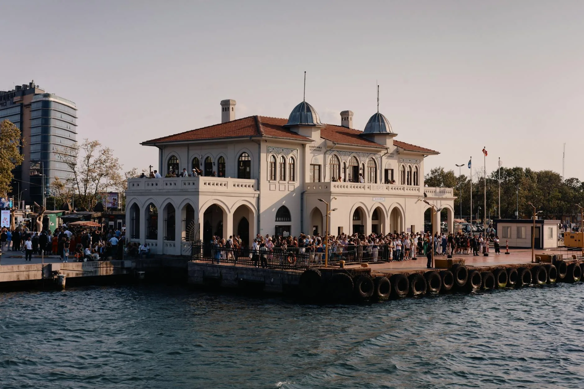 Kadıköy Sinema ve Tiyatro Rehberi: Sahne, Festival ve Kültür Programı - Kadıköy ilişkili yazı