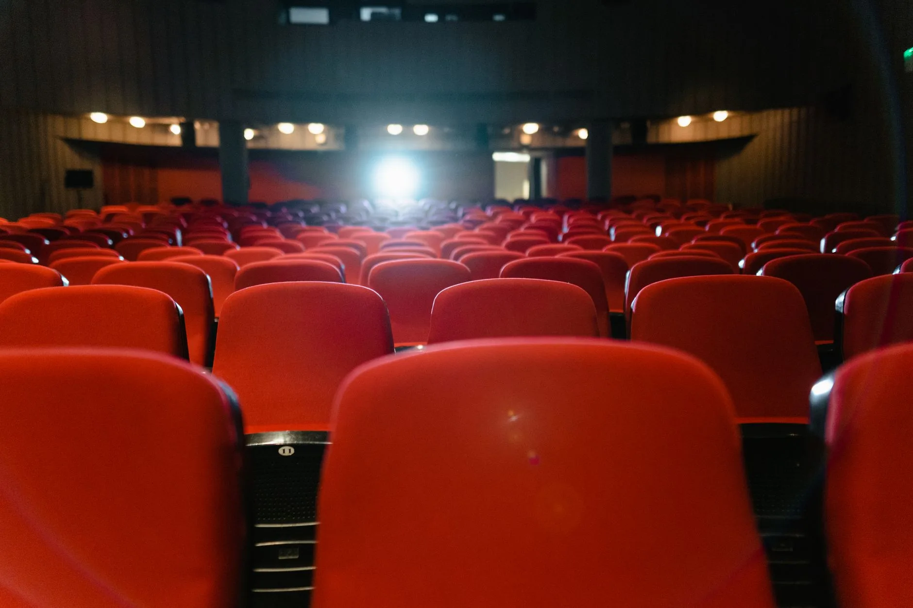Kadıköy Sineması: 1968'den Bugüne Bağımsız Sinema Kültürü - Kadıköy blog yazısı